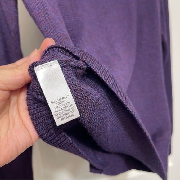 Banana Republic Merino Wool Purple Sweater With Floral Appliqué & Bead Detail S - Picture 6 of 7